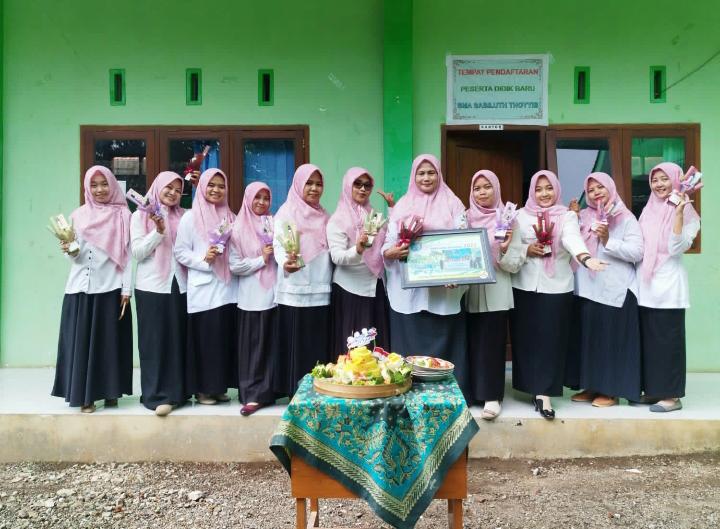 PERINGATAN HARI GURU