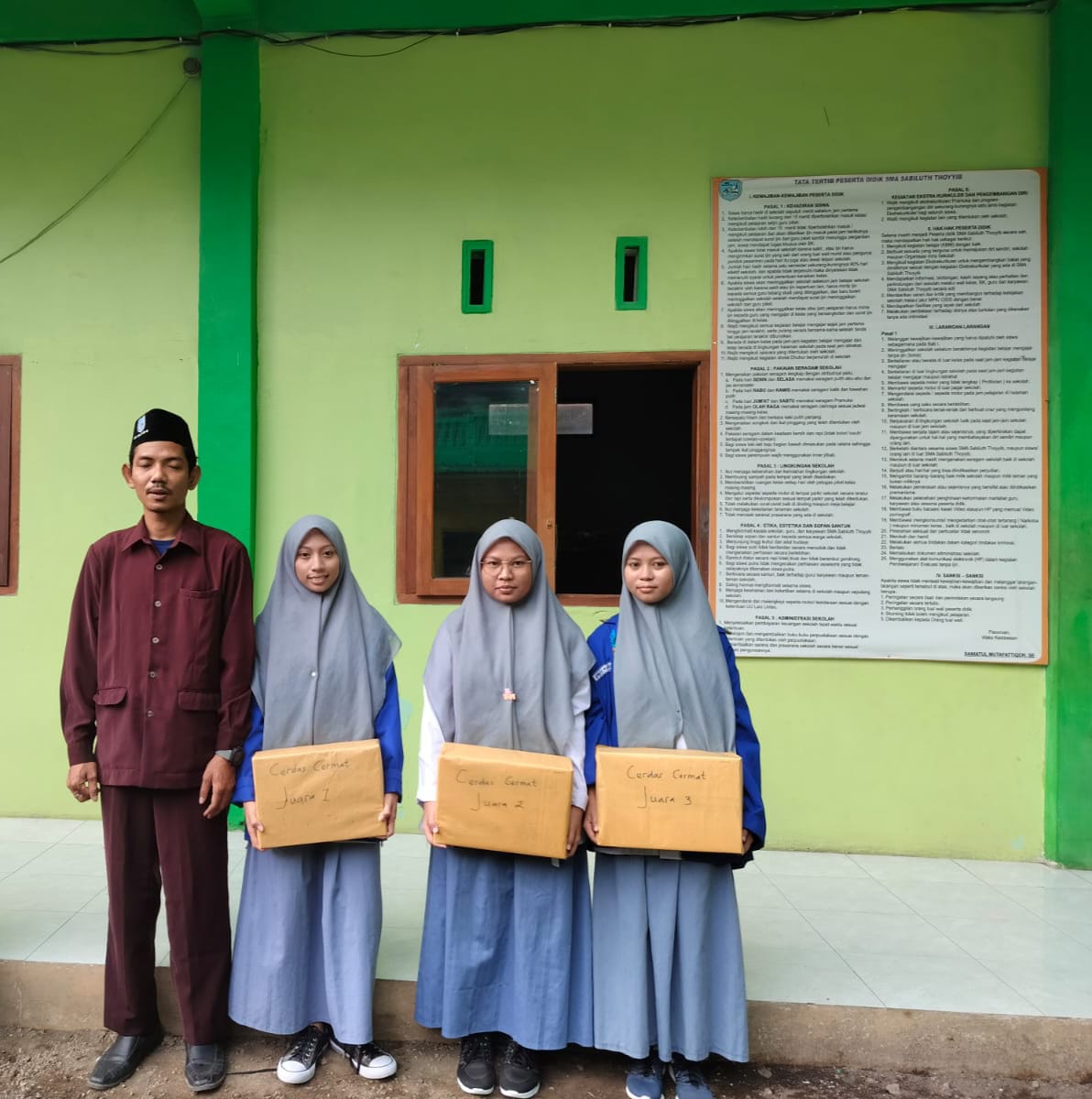 juara lomba cerdas cermat 
